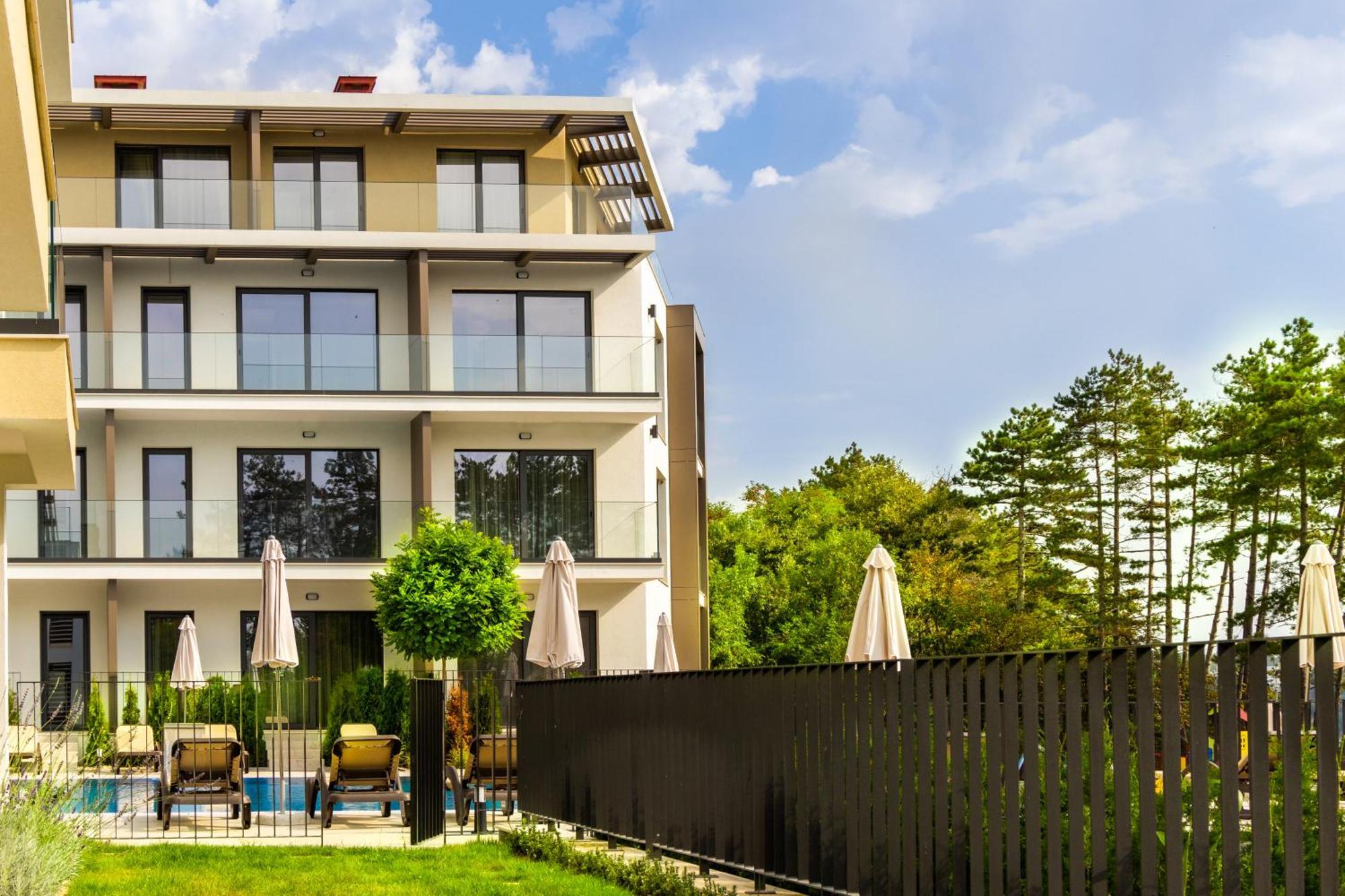 Open Sea Panorama Residence Obzor Bagian luar foto